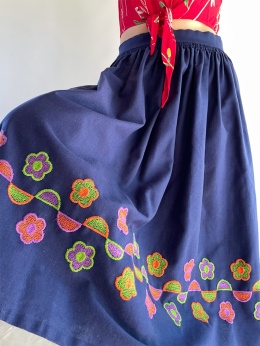 Spódnica handmade z haftem