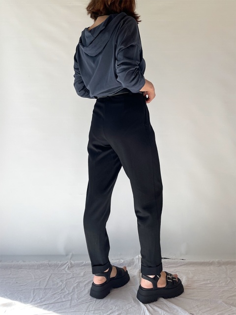 Eleganckie spodnie z wysokim stanem Eleganckie spodnie z wysokim stanem