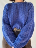 Niebieski sweter handmade