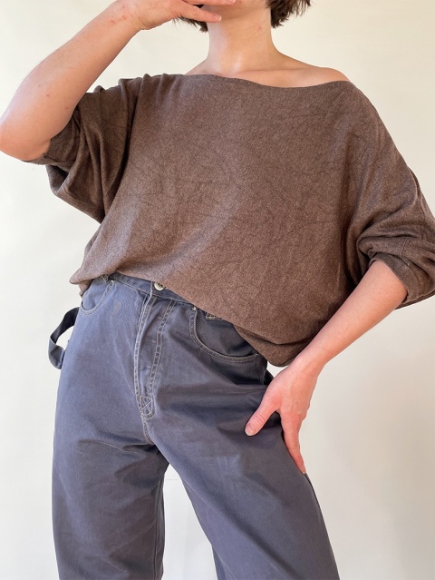 Brązowa bluzka z dzianiny