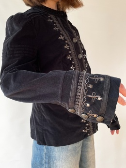 Haftowana aksamitna marynarka