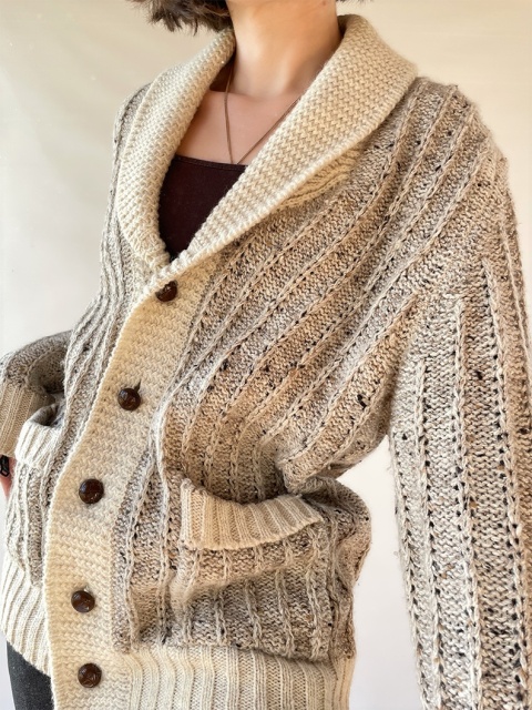 Kardigan z wełny z dodatkiem jedwabiu