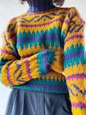 Kolorowy sweter handmade