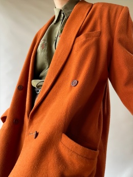 Pomarańczowa, ciepła marynarka