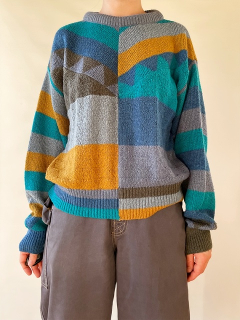 Kolorowy sweterek handmade