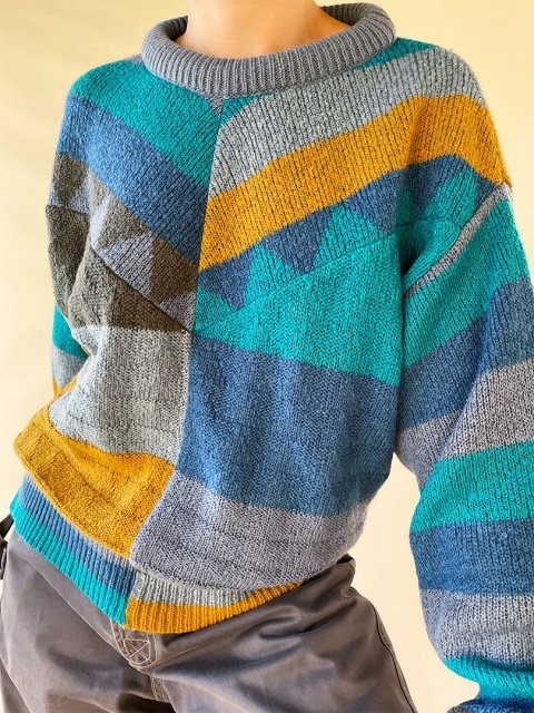 Kolorowy sweterek handmade