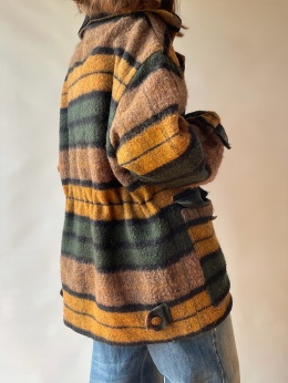 Bardzo ciepła kurtka z wełny