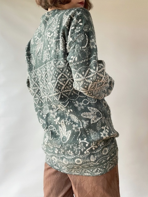 Sweter z wełny i angory Sweter z wełny i angory