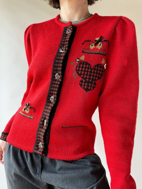 Tyrolski sweter z wełny