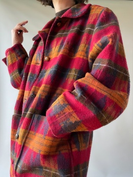 Wełniana kurtka w kratę