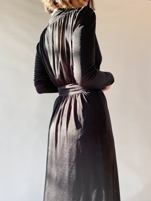 Czarna sukienka maxi