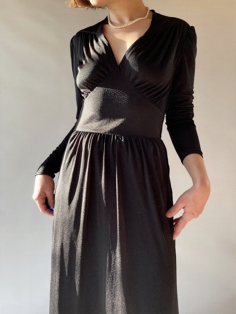 Czarna sukienka maxi