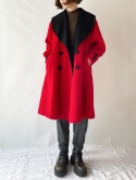 Czerwony płaszcz z wełny