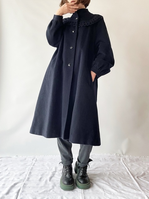 Granatowy, wełniany płaszcz