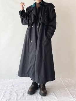 Czarny, ocieplany prochowiec