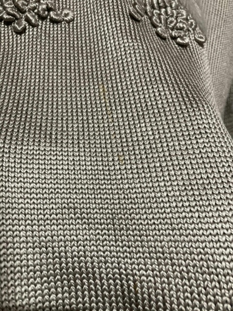 Sweterkowa sukienka z jedwabiu