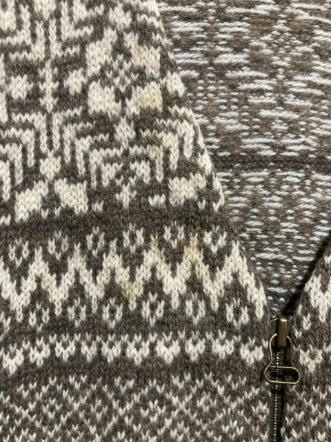 Wełniany kardigan na zamek