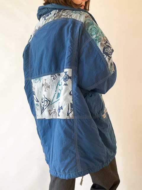 Niebieska, ocieplana kurtka