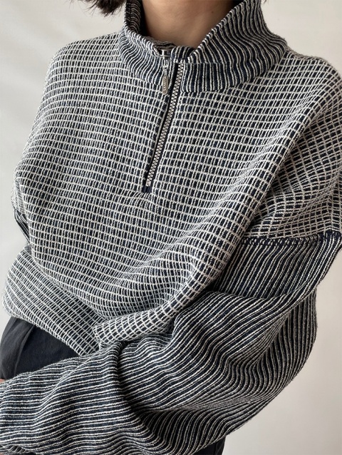 Szara bluza ze stójką