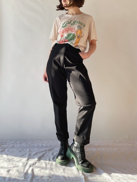 Czarne spodnie z wysokim stanem