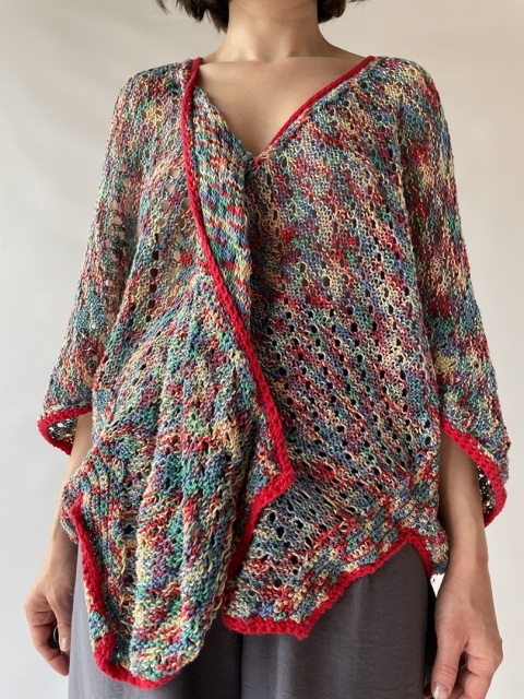 Kolorowy sweterek handmade