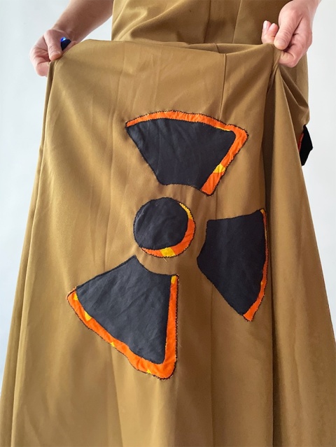 Spodnie upcycled z naszywką