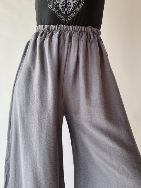 Szare, szerokie spodnie