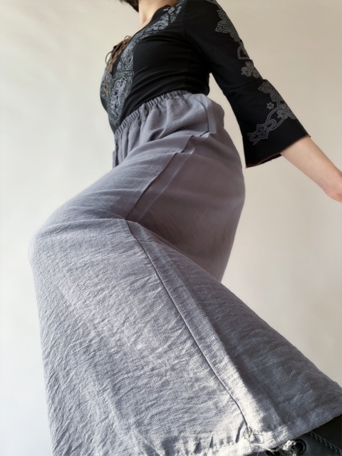 Szare, szerokie spodnie