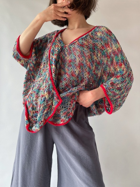 Kolorowy sweterek handmade