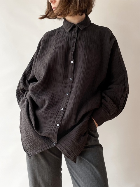 Czarna, muślinowa koszula