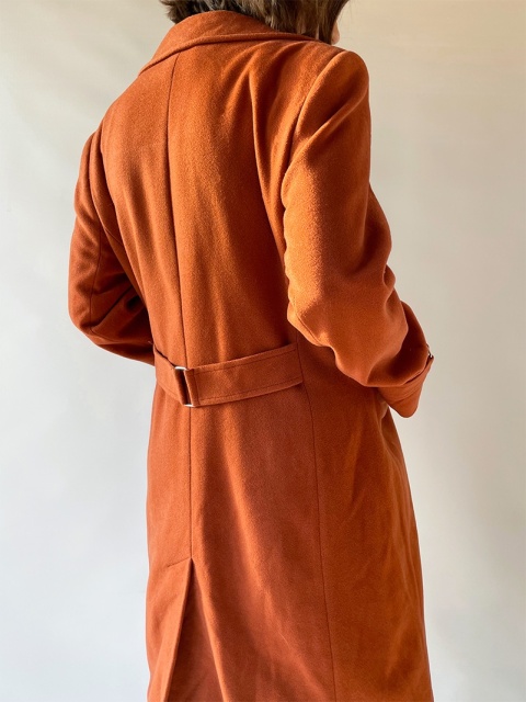 Rudy, krótki płaszcz z wełny