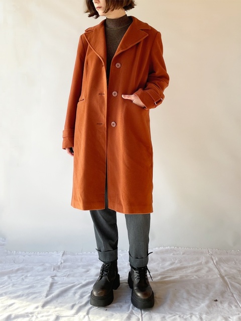 Rudy, krótki płaszcz z wełny