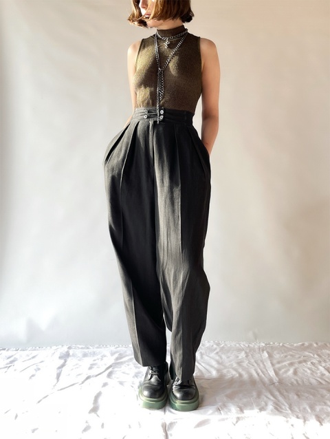 Czarne spodnie z lnem