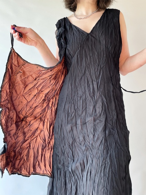 Czarna, marszczona sukienka