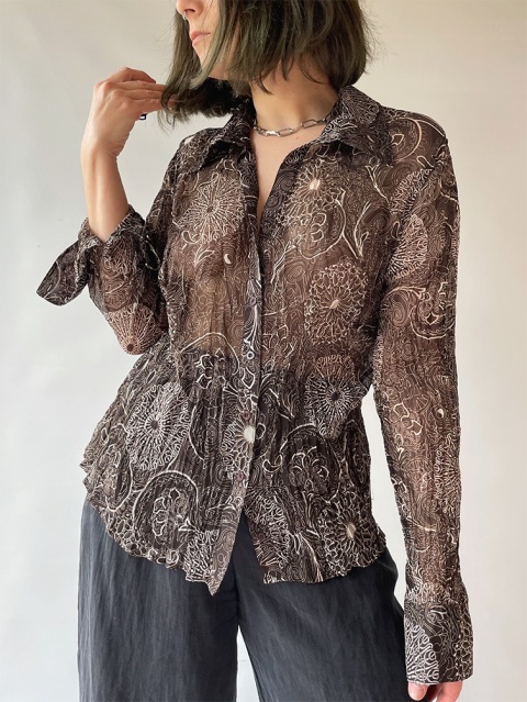 Półprzezroczysta koszula