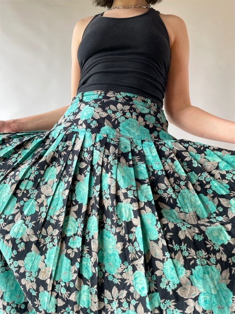 Spódnica w turkusowe róże, Zachodnie Niemcy