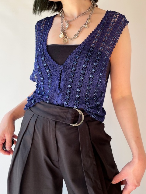 Szydełkowa kamizelka handmade z koralikami