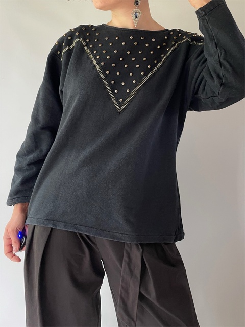 Bluza 80s z ćwiekami