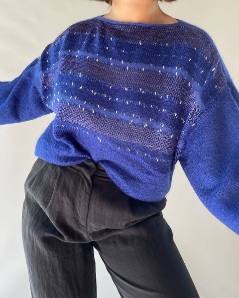 Niebieski sweter handmade