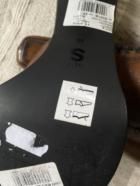 Nowe buty vintage z czubkami, deadstock