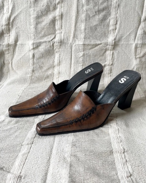 Nowe buty vintage z czubkami, deadstock