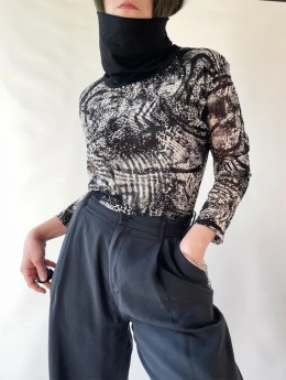Mesh top z golfem, y2k