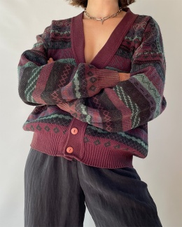Sweter w paski