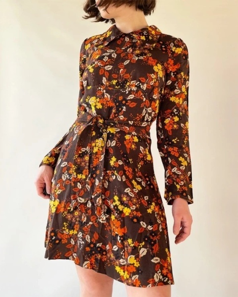 Jesienna sukienka, 70s