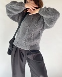 Szary sweter handmade