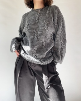 Szary sweter handmade