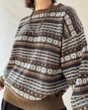 Sweter w szlaczki