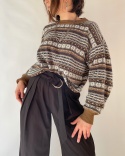 Sweter w szlaczki