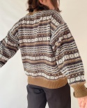 Sweter w szlaczki